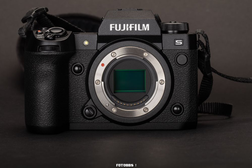 Fujifilm_X-H2S_sensor.jpg